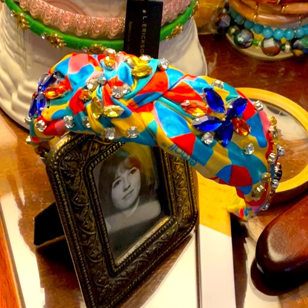 HEADBAND